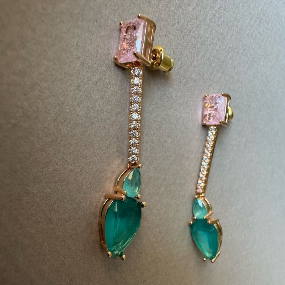 Elegant Gold and Teal Drop Earrings M536 - Picture 4 of 6